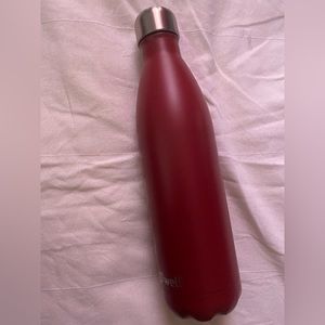 Swell water bottle brand new
